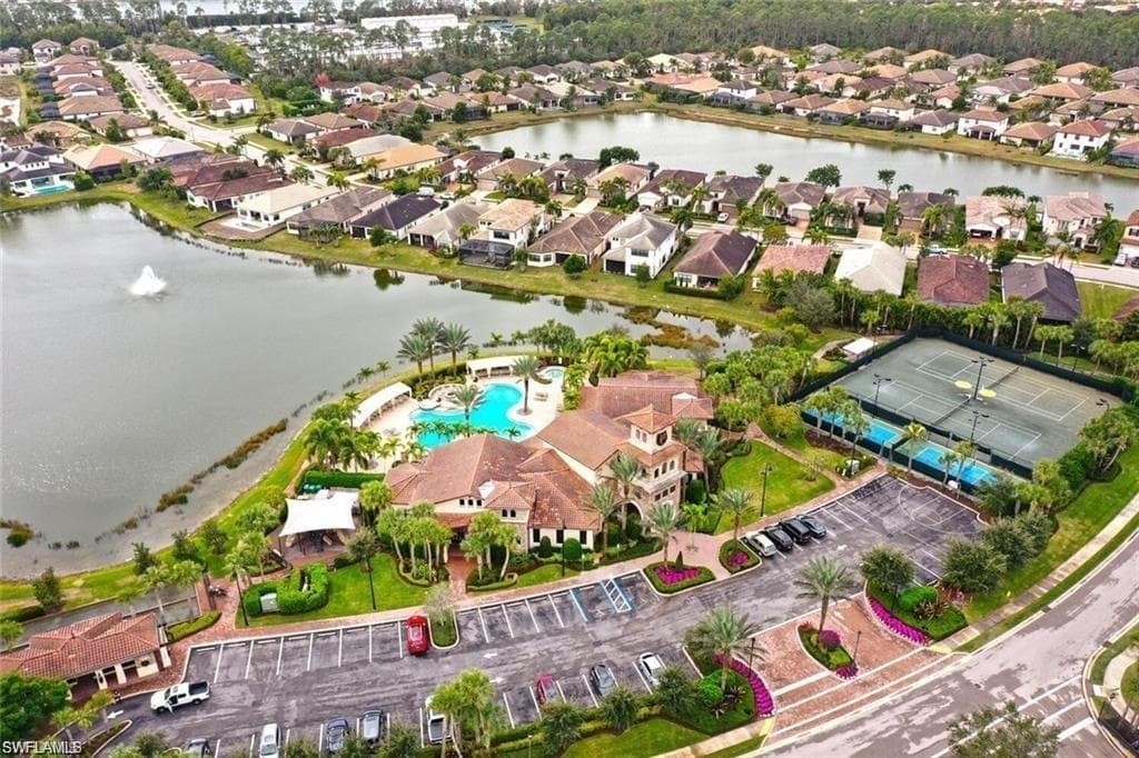 9109 Glenforest Dr, Naples, FL 34120-40