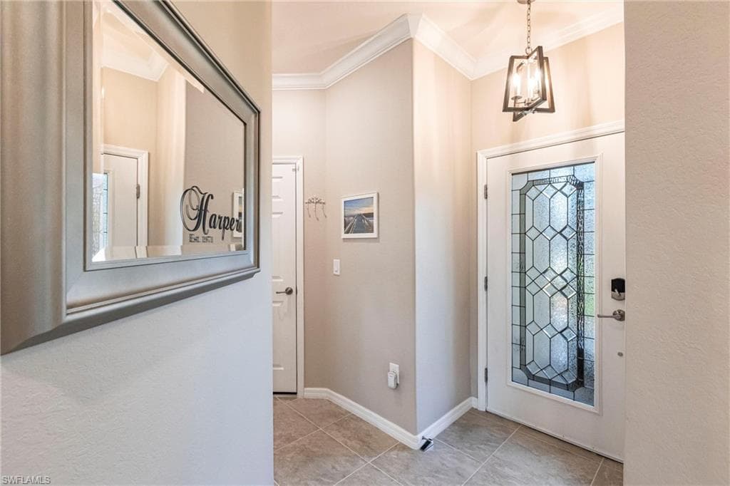 9109 Glenforest Dr, Naples, FL 34120-6