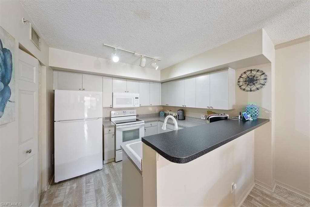 8736 River Homes Ln 7107, Bonita Springs, FL 34135-6