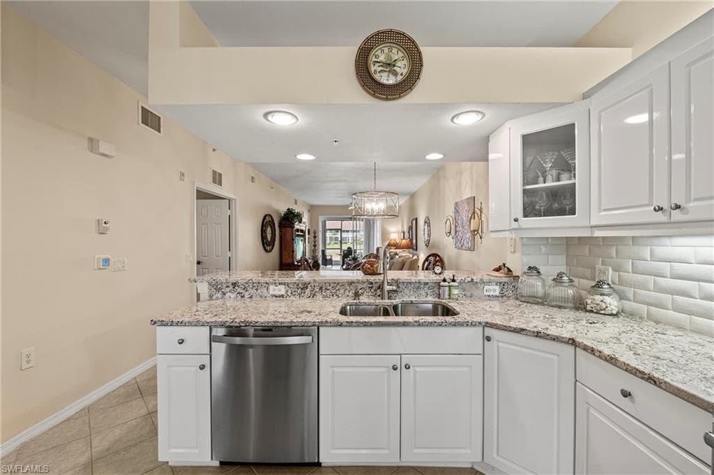 2381 Hidden Lake Ct 01, Naples, FL 34112-9