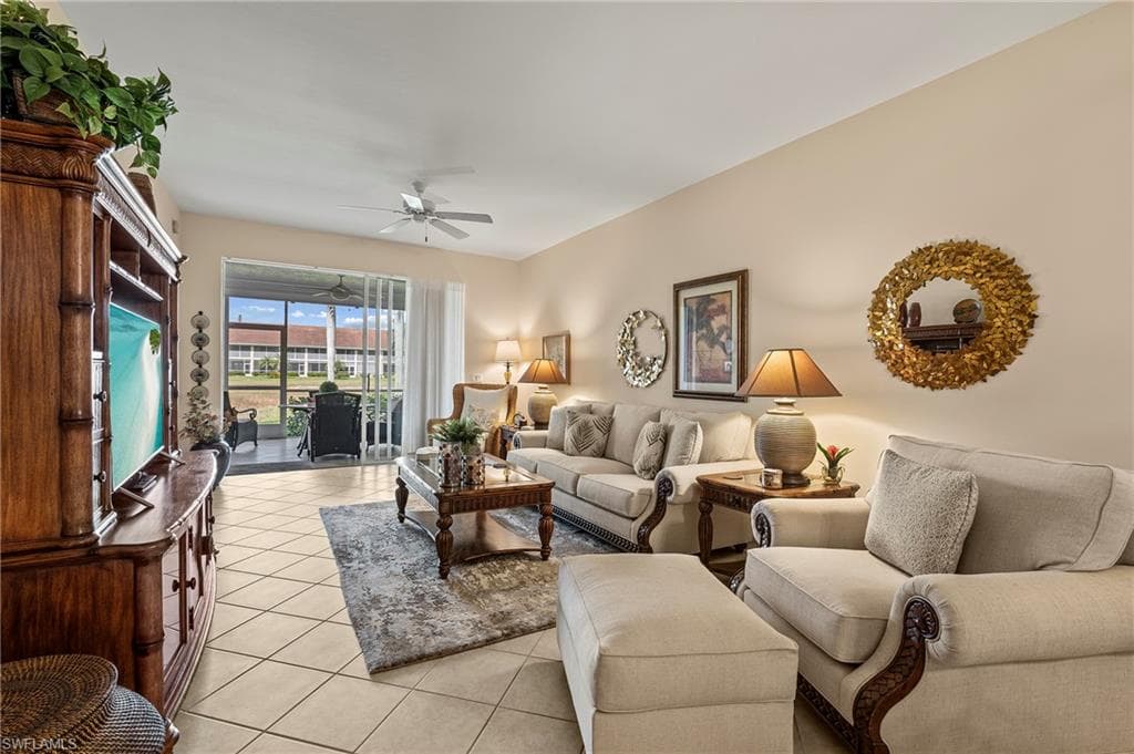 2381 Hidden Lake Ct 01, Naples, FL 34112-1
