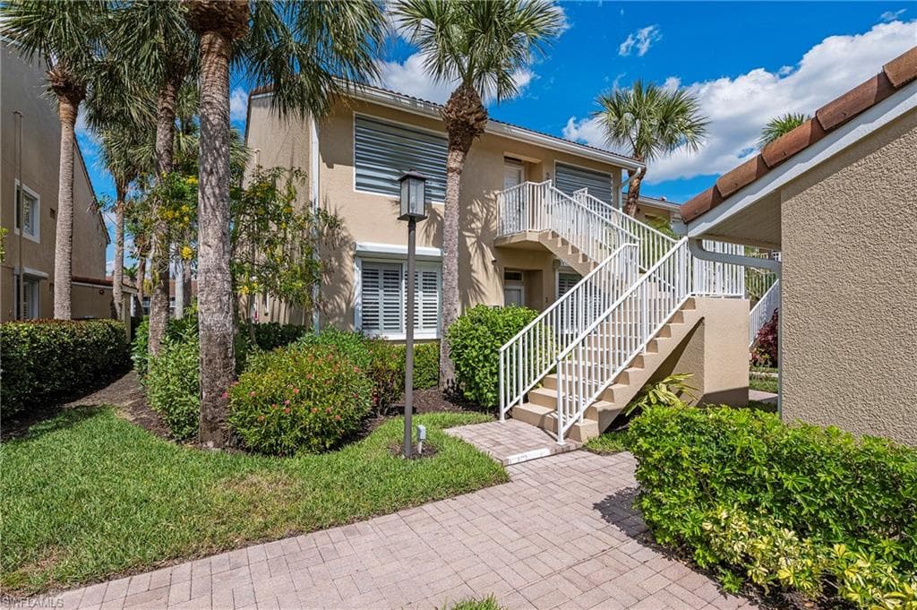 2381 Hidden Lake Ct 01, Naples, FL 34112-2