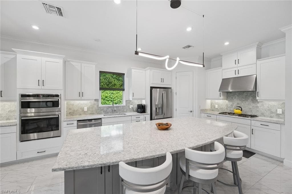 3171 Quilcene Ln, Naples, FL 34114-13