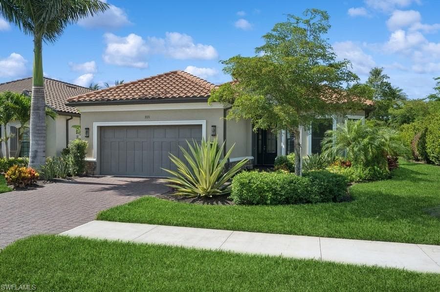 3171 Quilcene Ln, Naples, FL 34114-2
