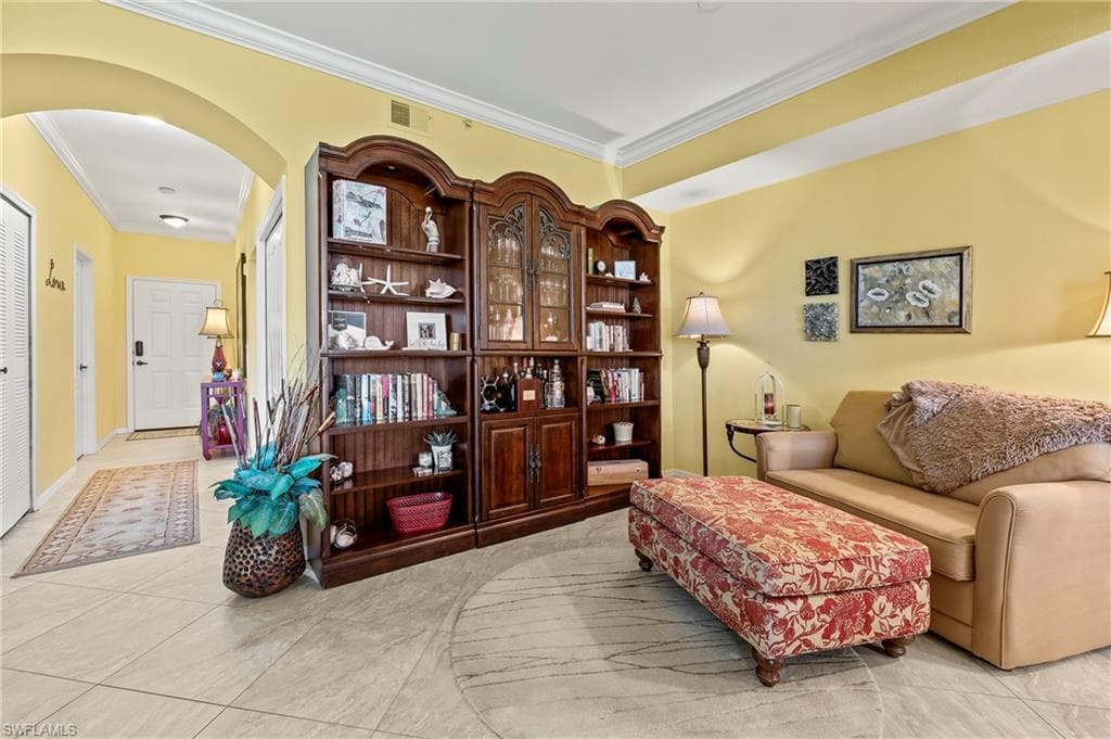9450 Highland Woods Blvd 6207, Bonita Springs, FL 34135-3