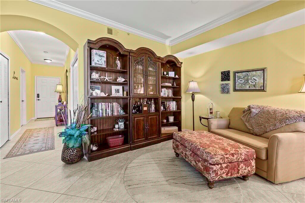 9450 Highland Woods Blvd 6207, Bonita Springs, FL 34135-3