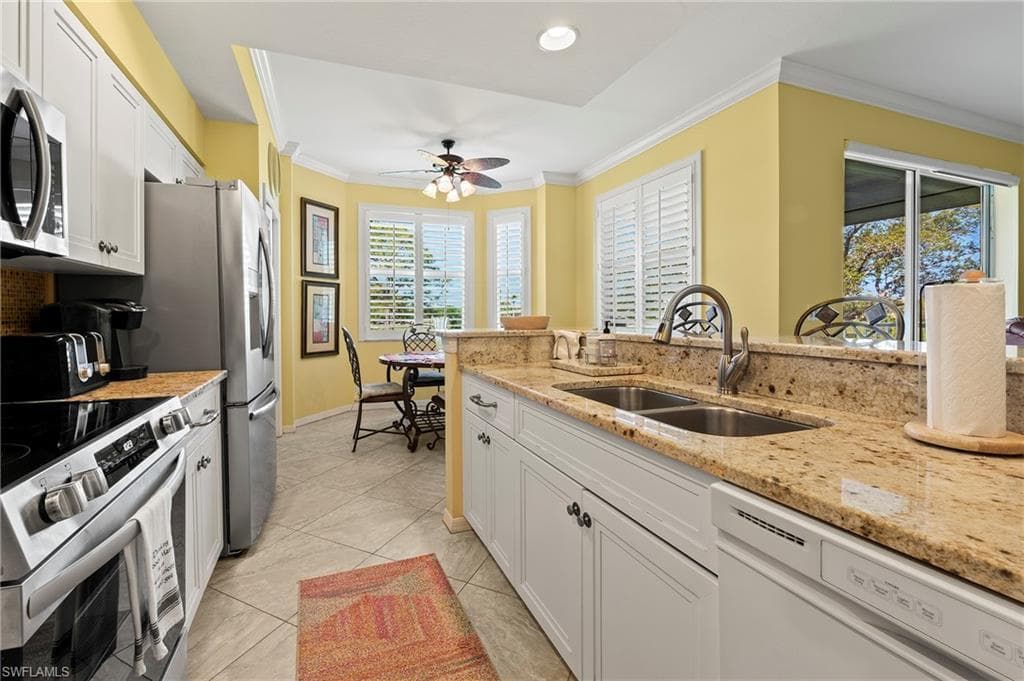 9450 Highland Woods Blvd 6207, Bonita Springs, FL 34135-6
