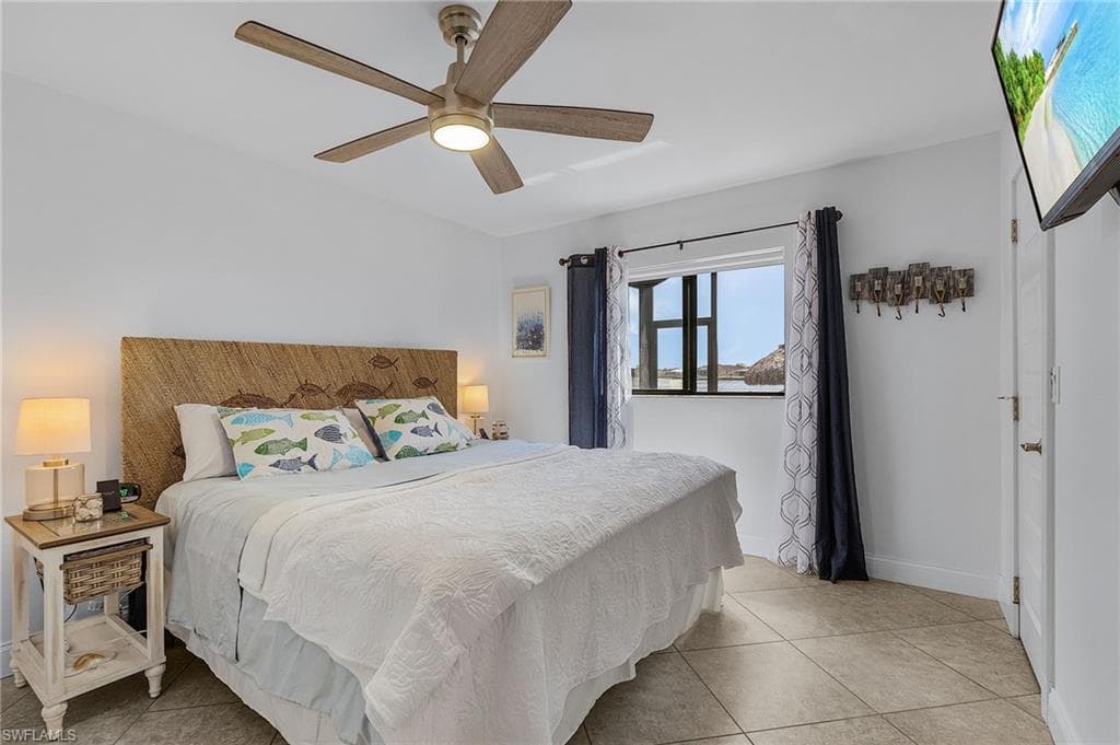 408 5th St, Cape Coral, FL 33990-16