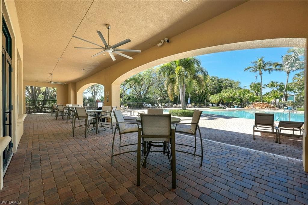 1821 Lema Ct, Naples, FL 34120-40