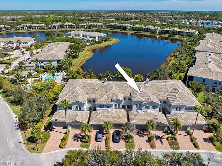9243 Tesoro Ln 103, Naples, FL 34114-1