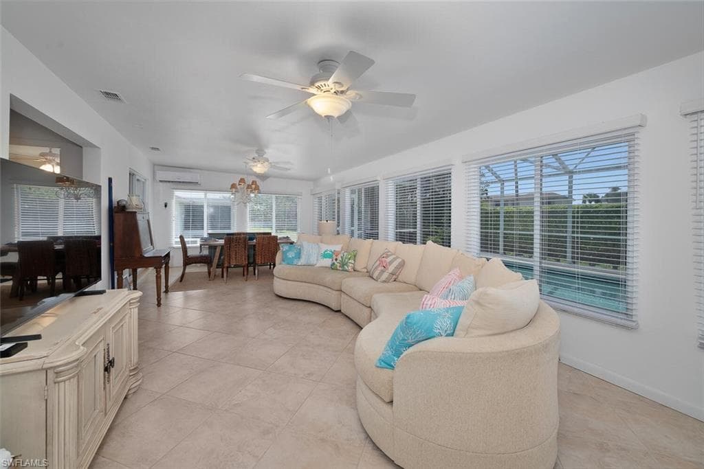 4440 Beechwood Lake Dr, Naples, FL 34112-9