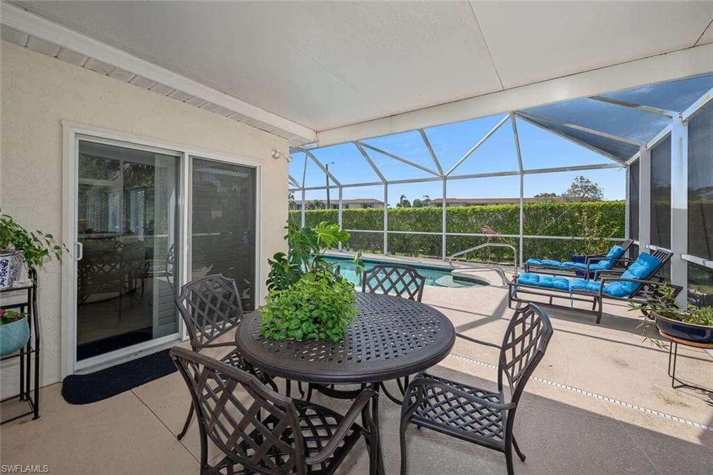 4440 Beechwood Lake Dr, Naples, FL 34112-17