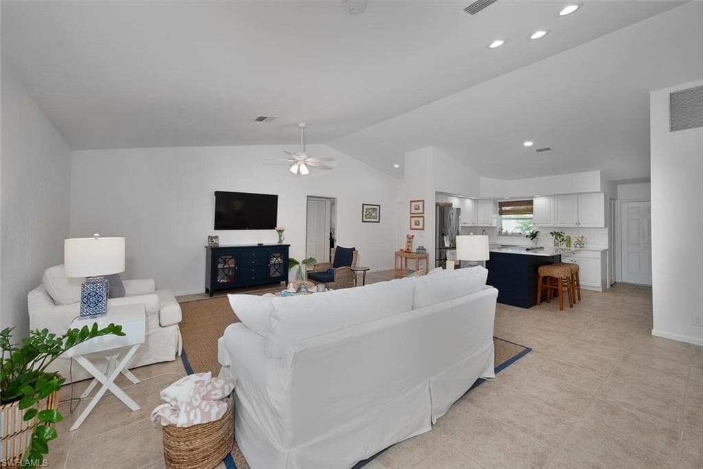 4440 Beechwood Lake Dr, Naples, FL 34112-3