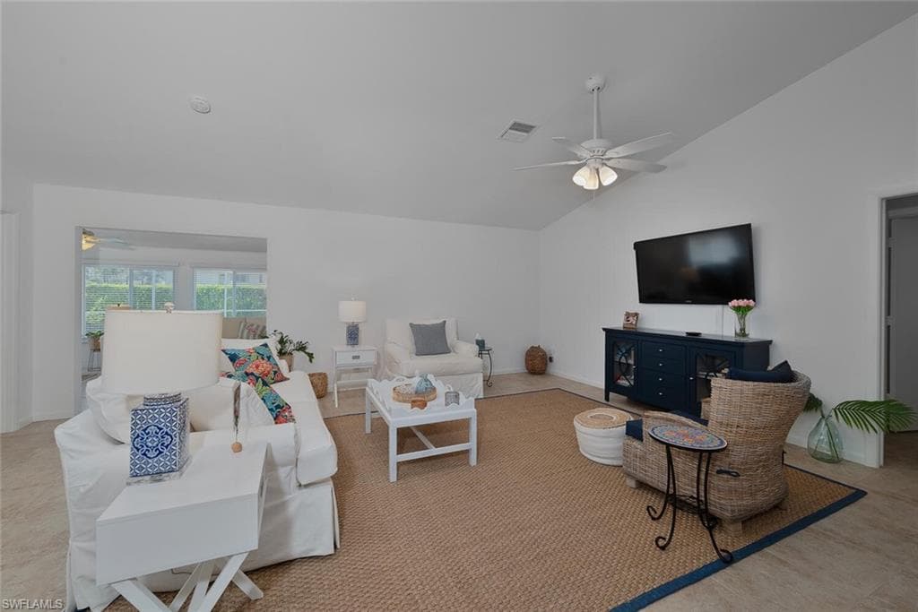 4440 Beechwood Lake Dr, Naples, FL 34112-4