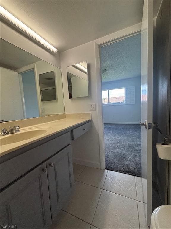 225 Turtle Lake Ct 210, Naples, FL 34105-12