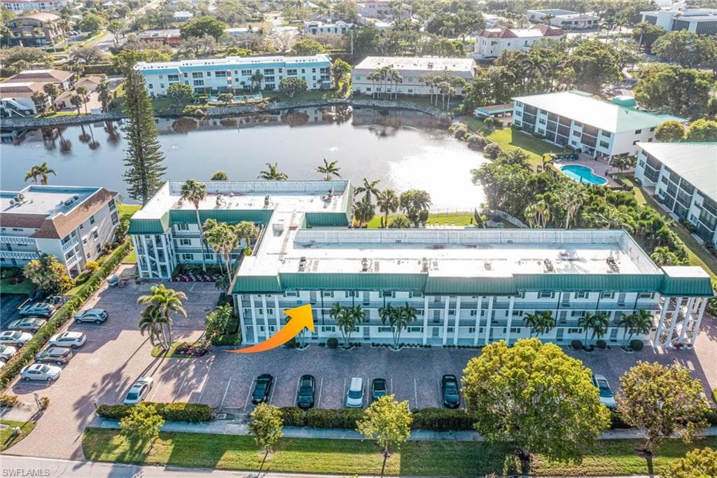 3030 Binnacle Dr 305, Naples, FL 34103-17