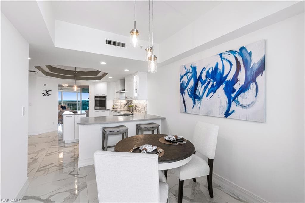 435 Dockside Dr B702, Naples, FL 34110-11
