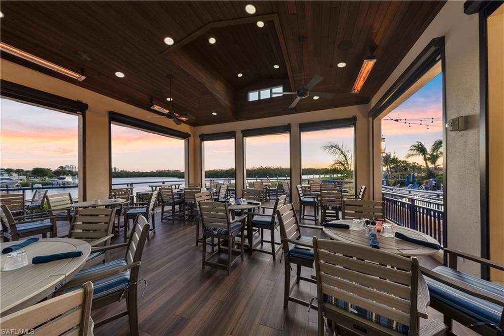 435 Dockside Dr B702, Naples, FL 34110-39