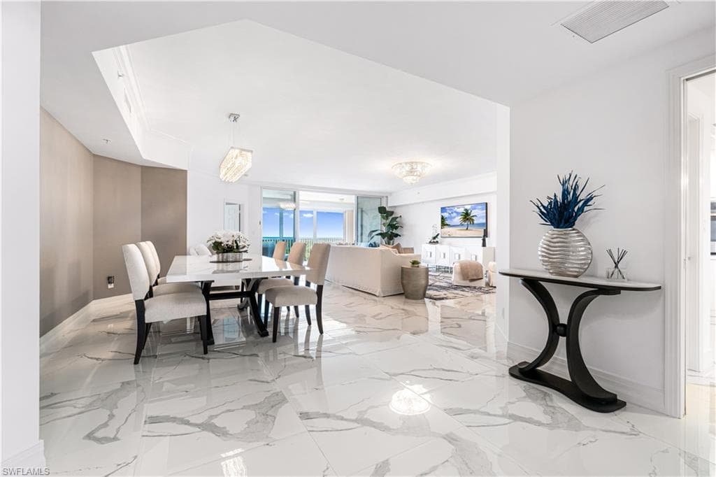 435 Dockside Dr B702, Naples, FL 34110-6