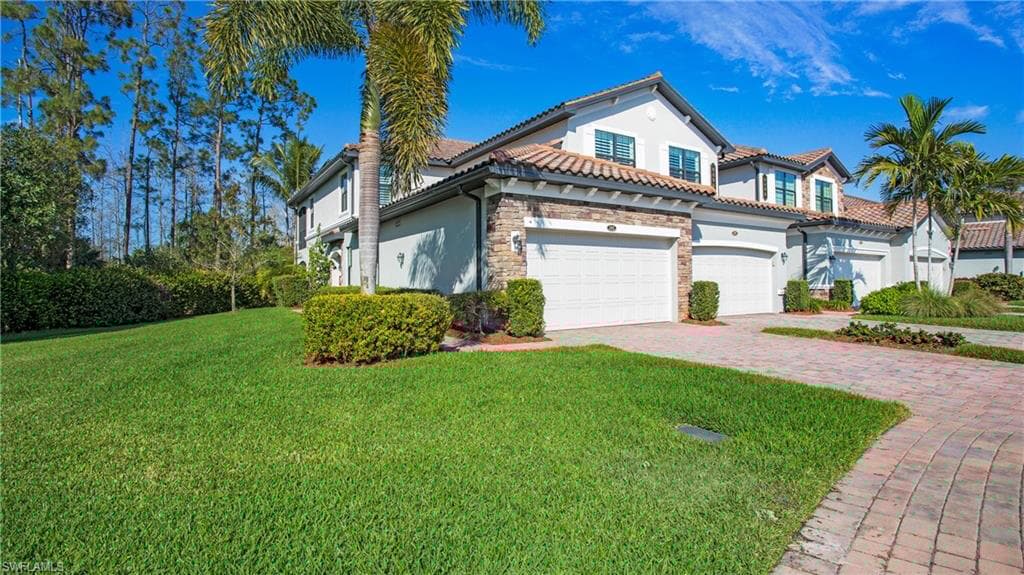 9496 Casoria Ct 101, Naples, FL 34113-2