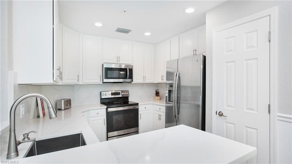 9496 Casoria Ct 101, Naples, FL 34113-5