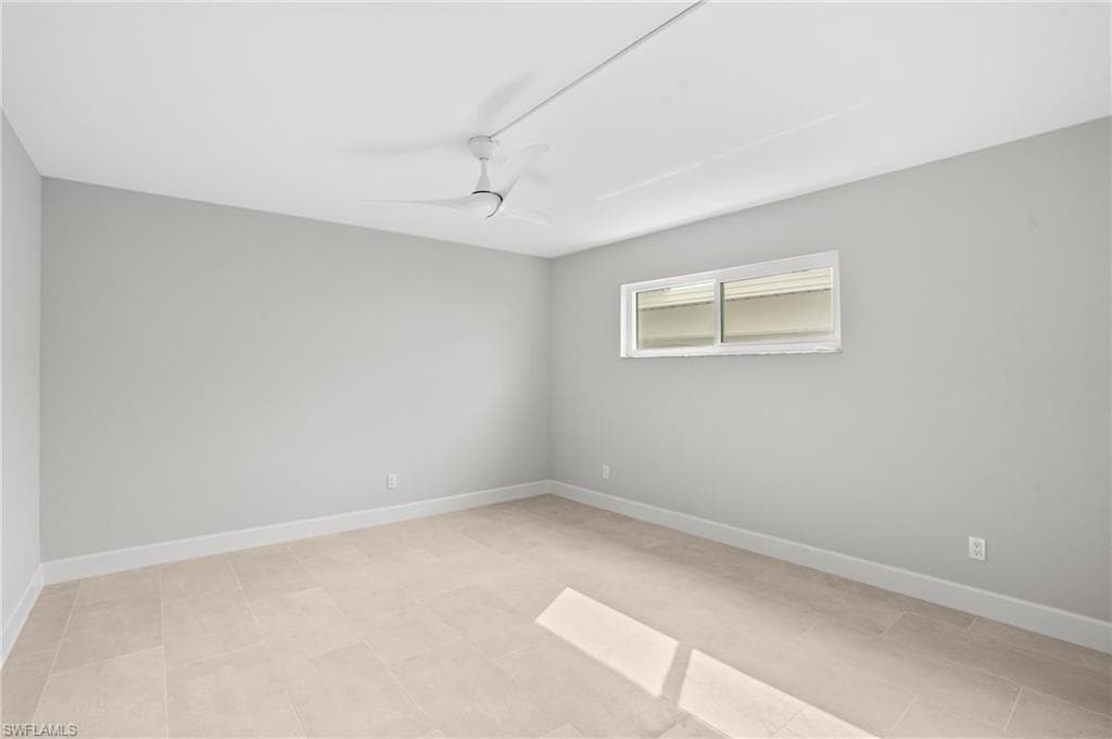 1100 8th Ave S 128h, Naples, FL 34102-16