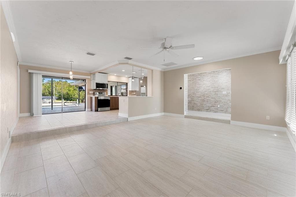 124 North Shore Ave, North Fort Myers, FL 33917-12