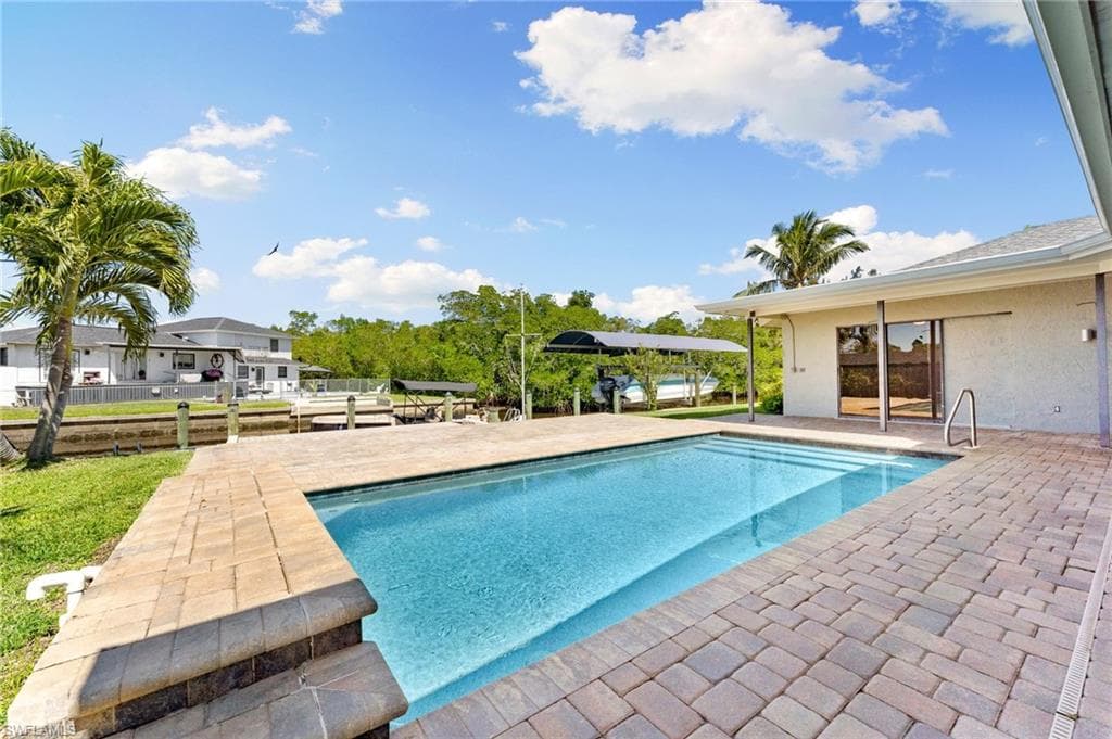 124 North Shore Ave, North Fort Myers, FL 33917-26