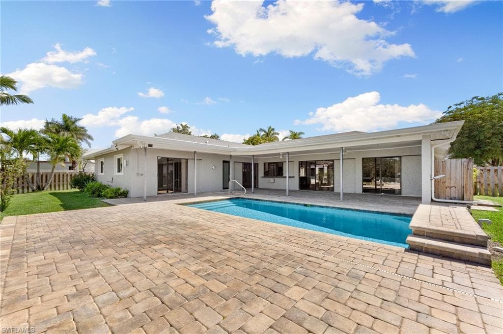 124 North Shore Ave, North Fort Myers, FL 33917-29