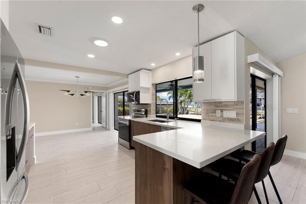 124 North Shore Ave, North Fort Myers, FL 33917-6