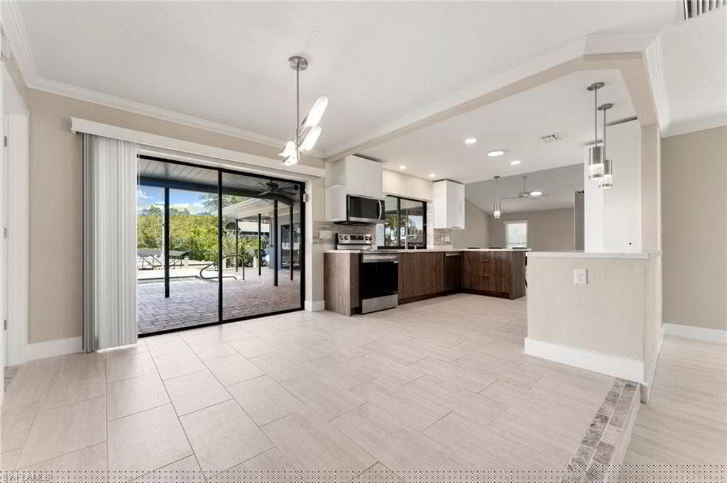 124 North Shore Ave, North Fort Myers, FL 33917-8