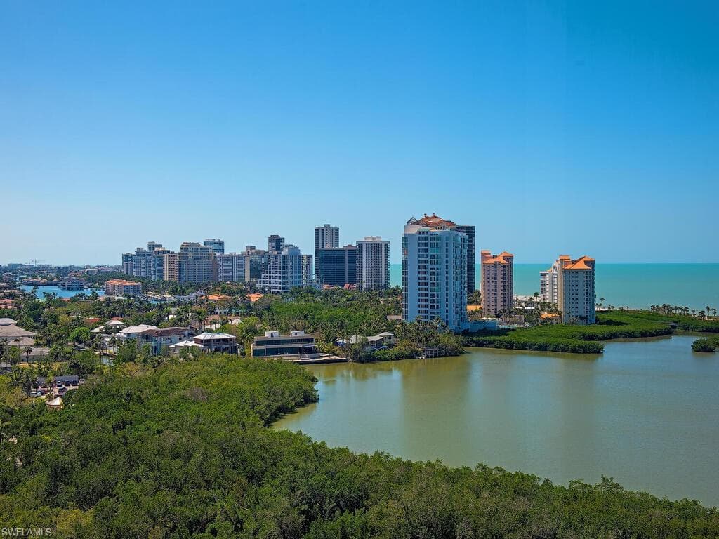 5555 Heron Point Dr 1602, Naples, FL 34108-5