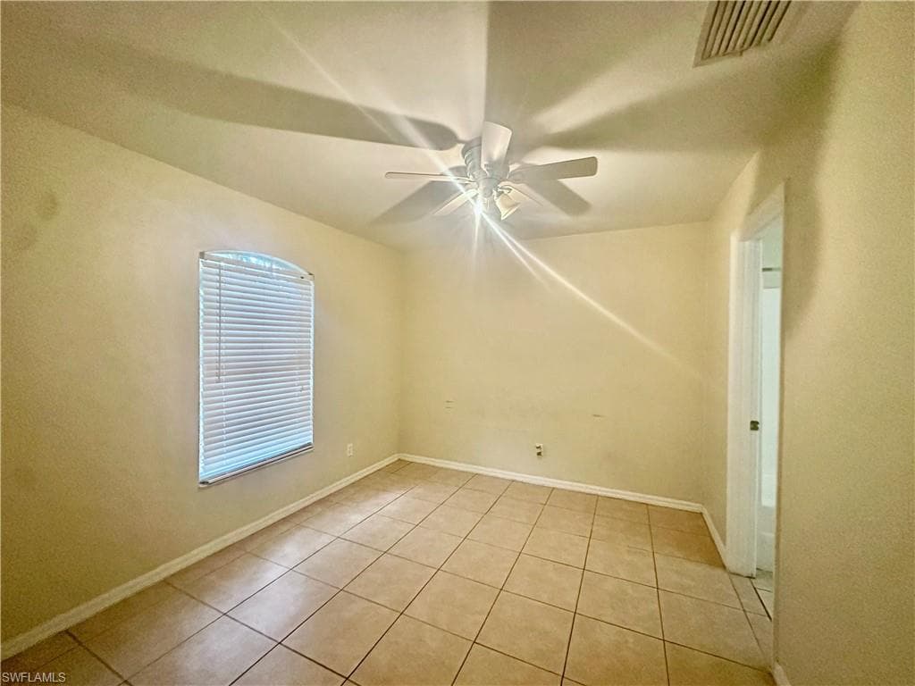 119 Teakwood Ct, Lehigh Acres, FL 33974-5