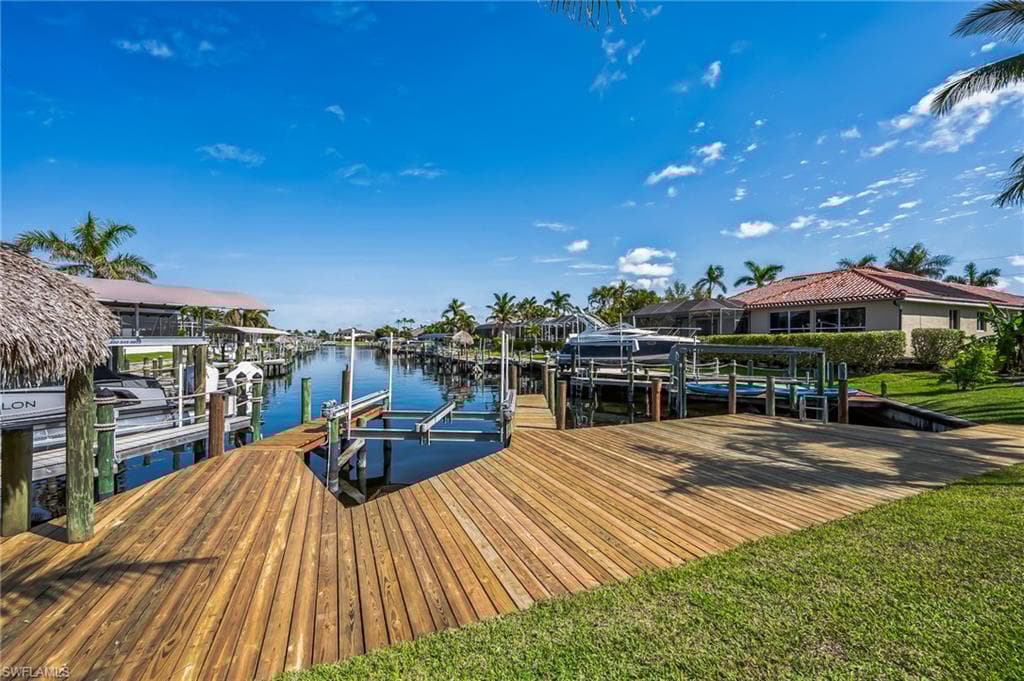 2711 Beach Pkwy W, Cape Coral, FL 33914-30