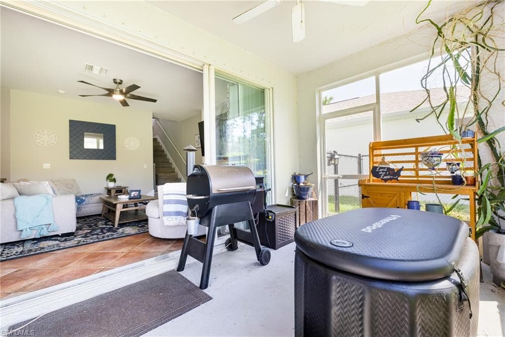 14077 Danpark Loop, Fort Myers, FL 33912-17