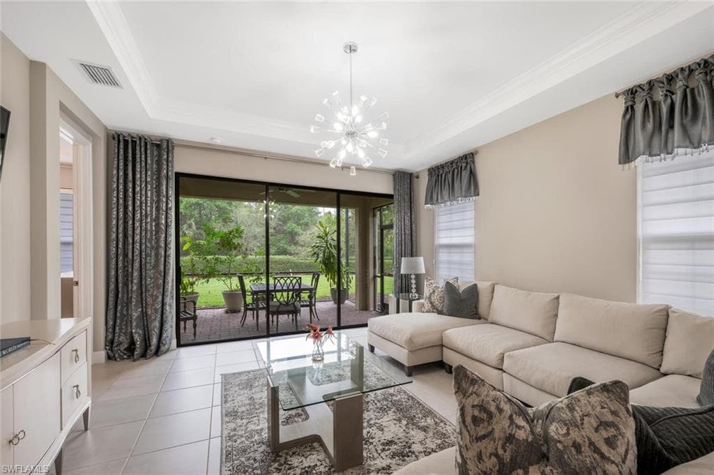 8209 Lucello Ter W, Naples, FL 34114-5