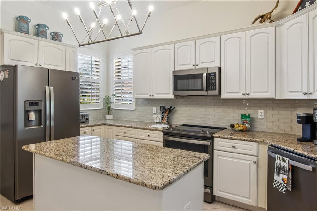8563 Chase Preserve Dr, Naples, FL 34113-11