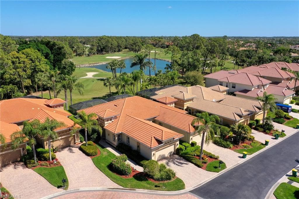 8563 Chase Preserve Dr, Naples, FL 34113-4