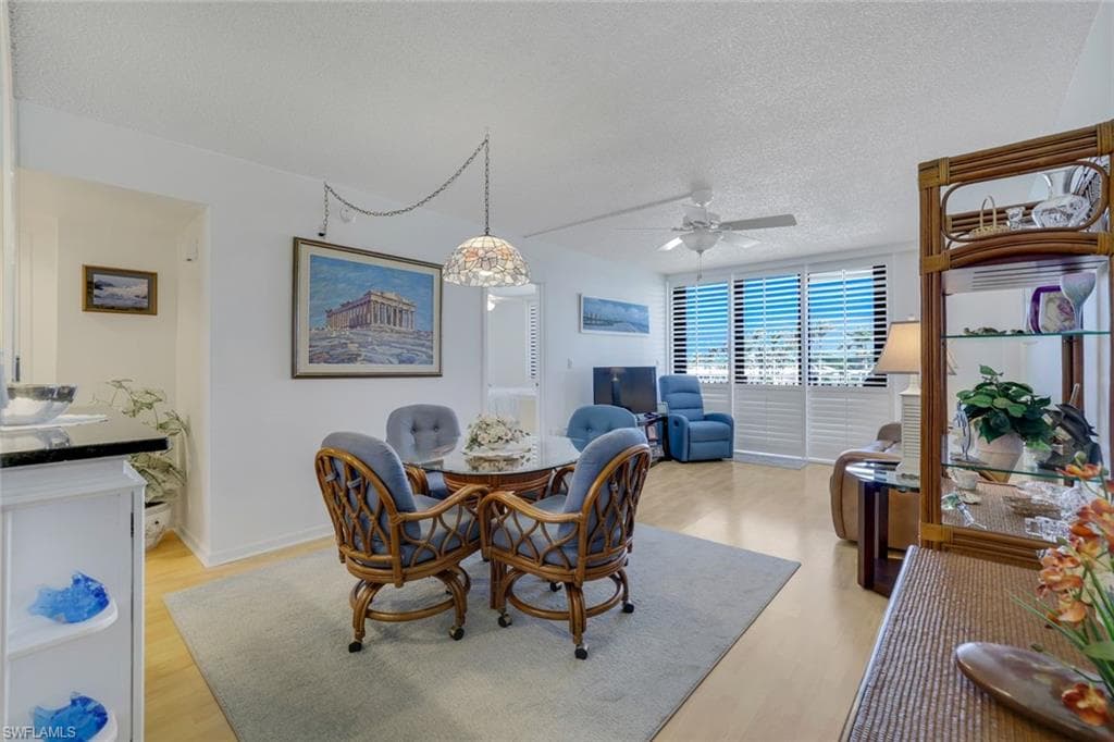 180 Seaview Ct 400, Marco Island, FL 34145-9