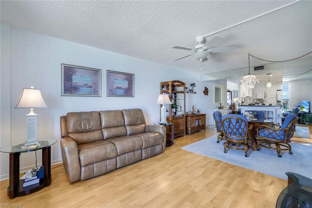 180 Seaview Ct 400, Marco Island, FL 34145-12