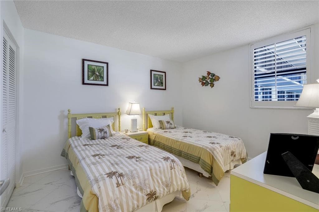 180 Seaview Ct 400, Marco Island, FL 34145-19