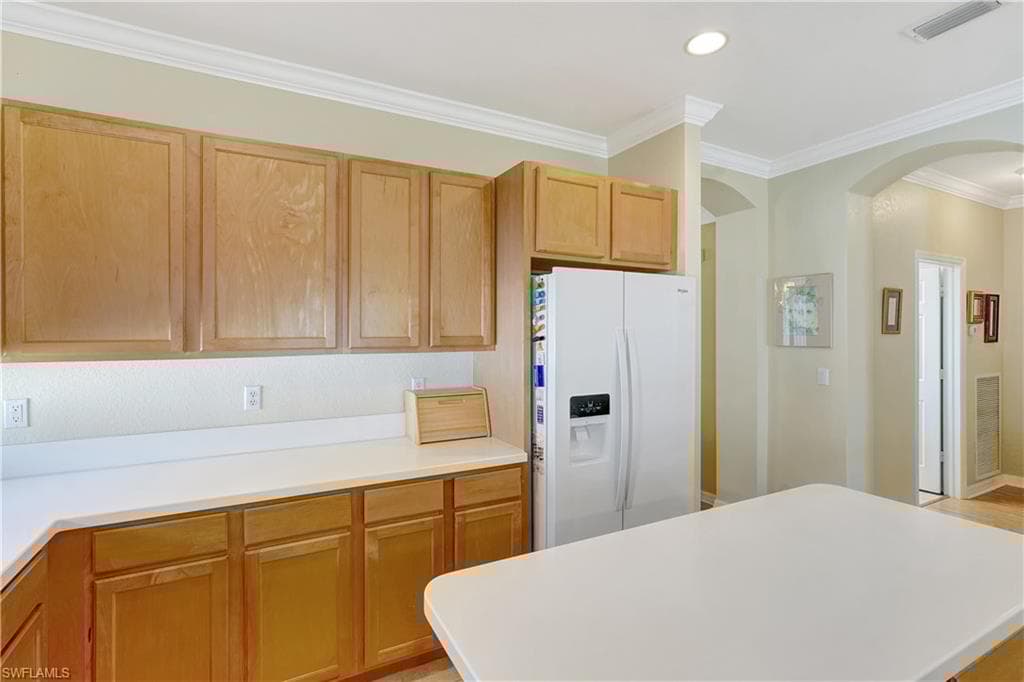 1892 Par Dr, Naples, FL 34120-16