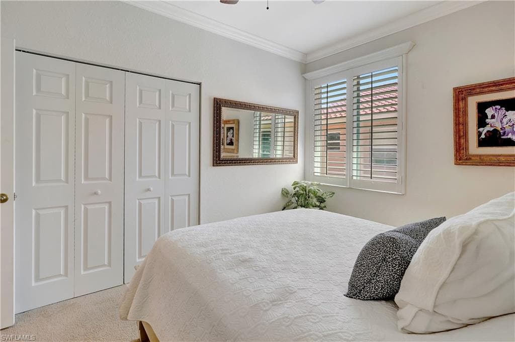 1892 Par Dr, Naples, FL 34120-35