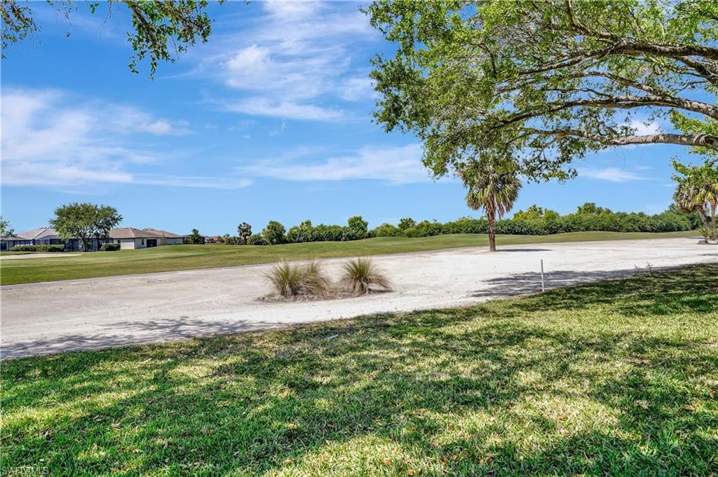1892 Par Dr, Naples, FL 34120-48