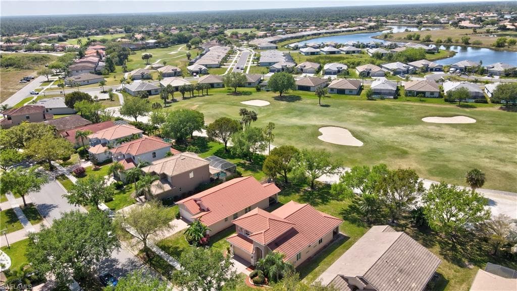 1892 Par Dr, Naples, FL 34120-7