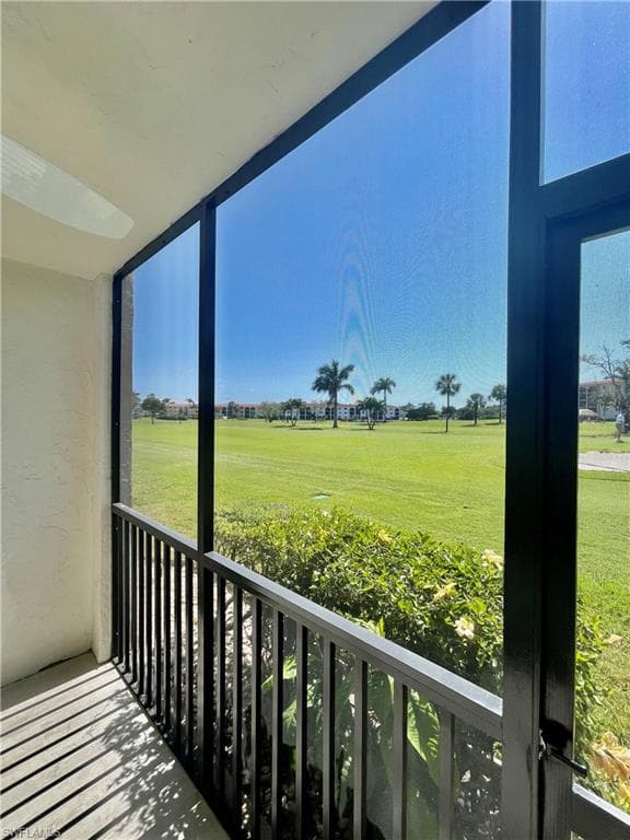 9 High Point Cir N 108, Naples, FL 34103-17