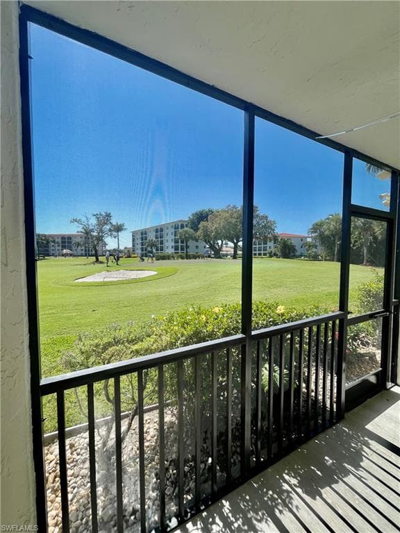 9 High Point Cir N 108, Naples, FL 34103-19