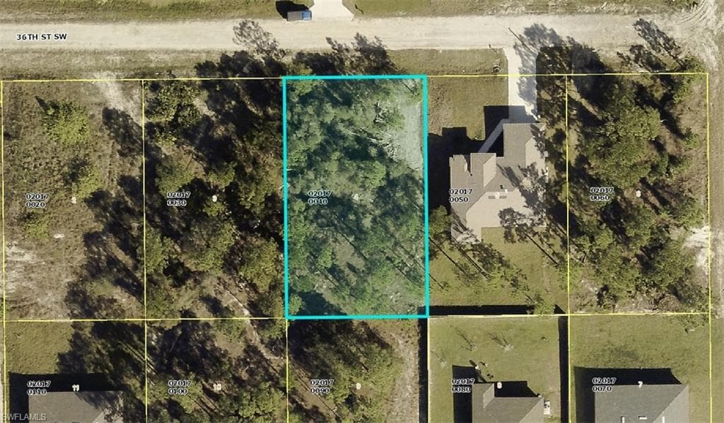 3005 36th St SW, Lehigh Acres, FL 33976-2