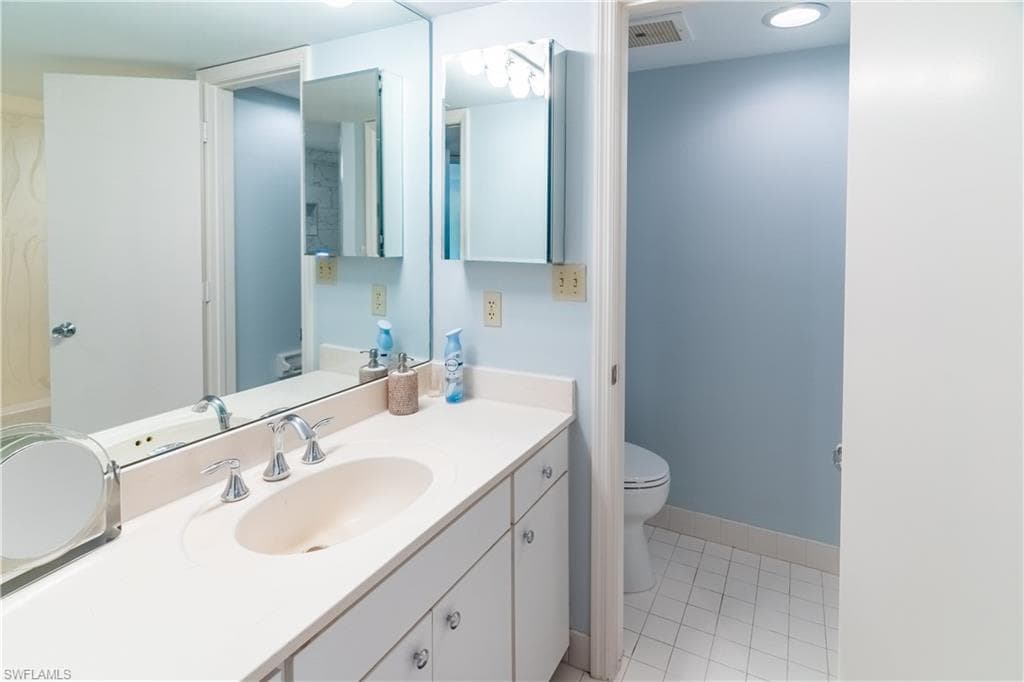 4901 Gulf Shore Blvd N 903, Naples, FL 34103-18
