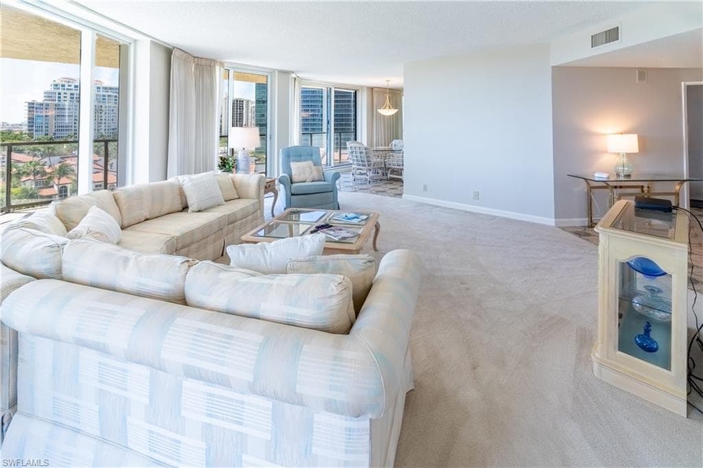 4901 Gulf Shore Blvd N 903, Naples, FL 34103-7